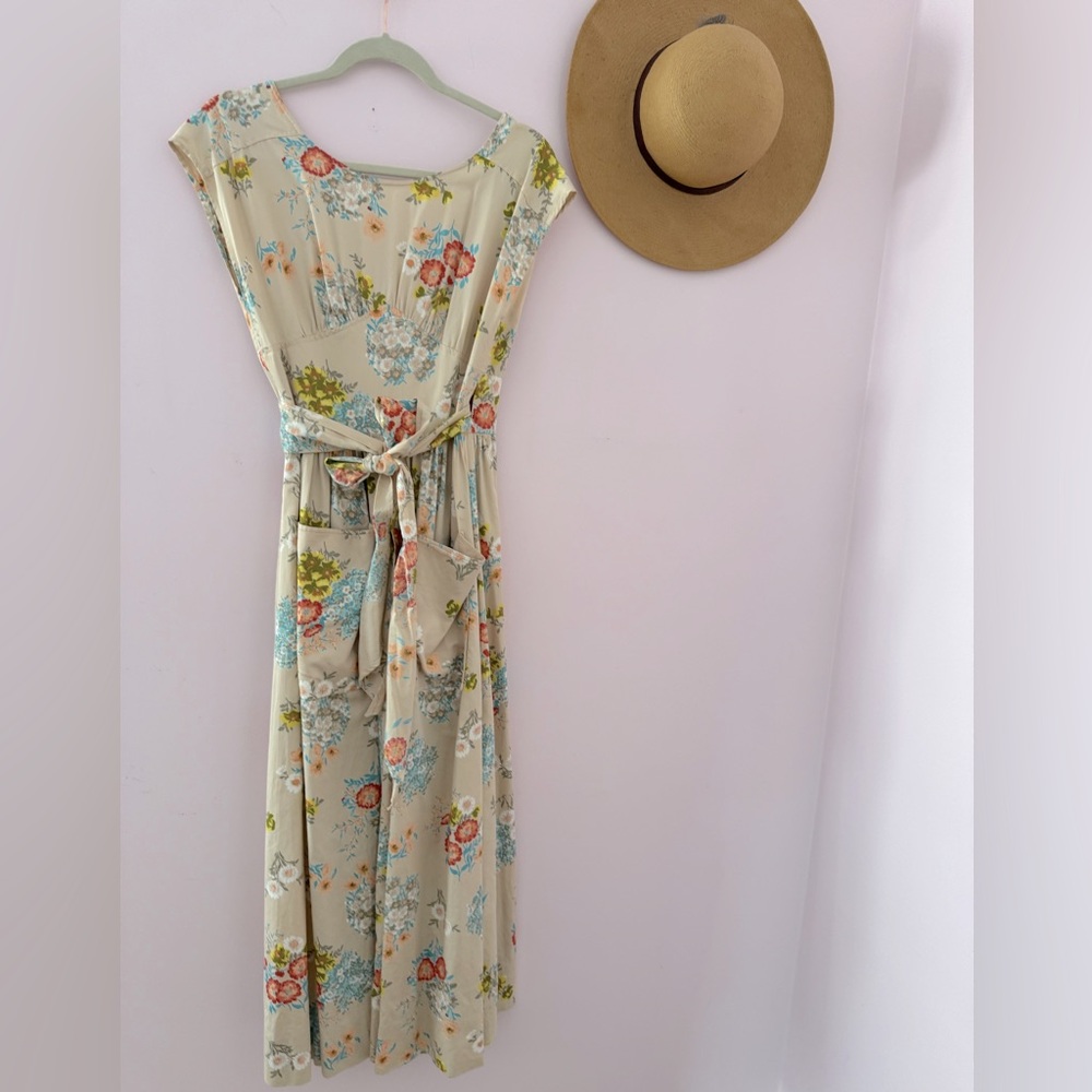 Vintage Oscar de la Renta wrap midi dress size 6